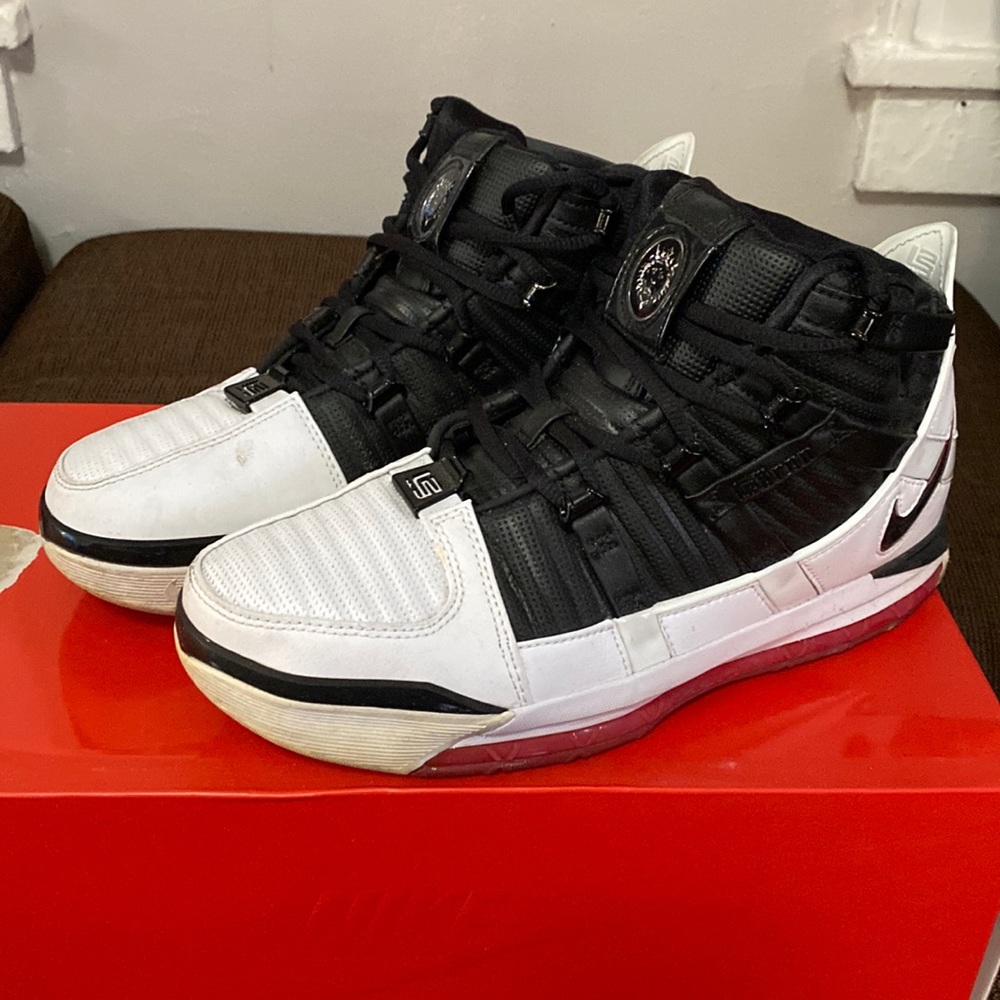 Nike Zoom Lebron 3 QS